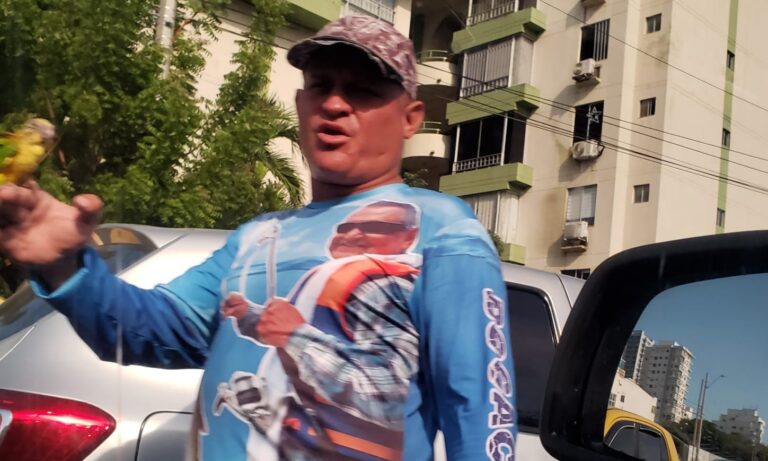 hombre extranjero sorpredido realizando ilicito de venta de polluelos de cotorra por segunda ocasión