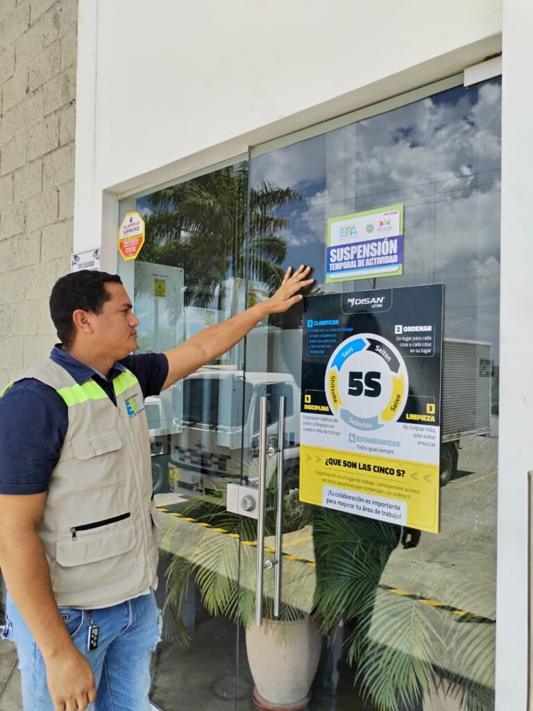 EPA Cartagena suspende labores en Lavadero y empresa de químicos