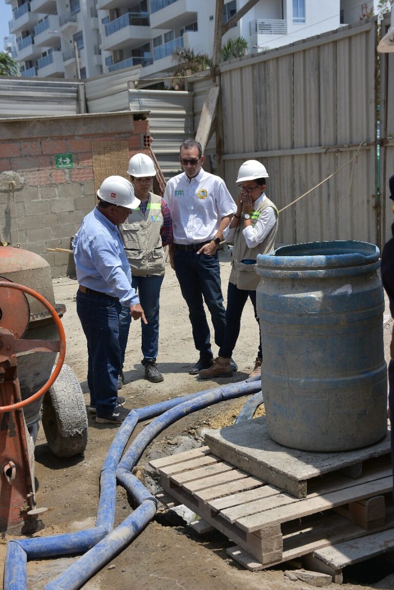 EPA suspende vertimientos que constructora realizaba en Laguna del Cabrero