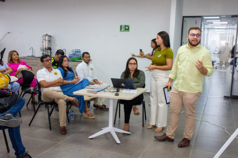 TRABAJAMOS POR UNA CARTAGENA CON MENOS RUIDO Y MÁS CONVIVENCIA.