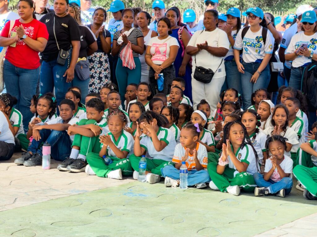 En el Día de la Tierra, EPA Cartagena, la Fundación Canal del Dique Compas y Compas lideraron jornada ambiental en la ciudad